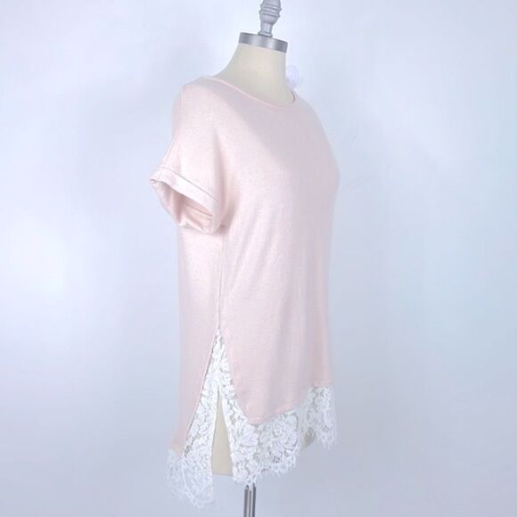 - Bobeou | cream, off white lace blouse Small - Picture 1 of 12